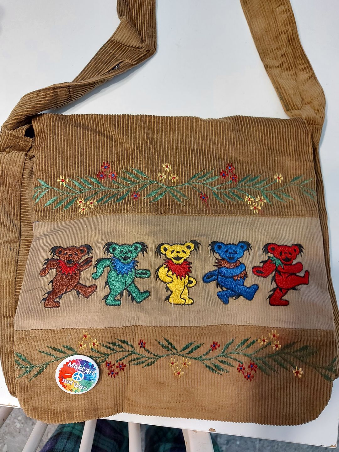 Customer photo review of Grateful Dead Dancing Bear Corduroy Messenger Bag