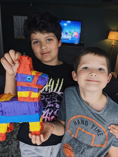 Customer photo review of White Unicorn Piñatagram (Filled with Candy)