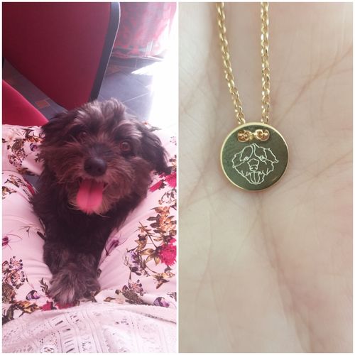 Customer photo review of Gold Dipped Lineart Love Halskette