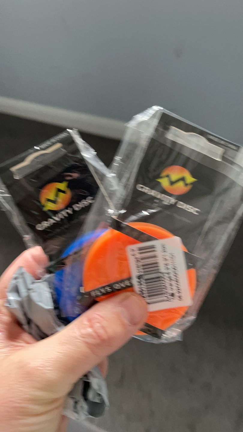 Customer photo review of Gravity Disc™️ Mini Frisbee - Blue