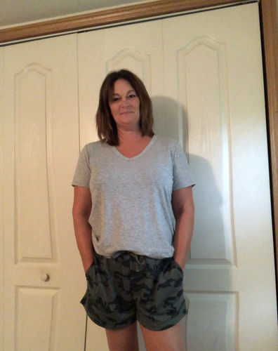 Customer photo review of Army Green Camo Raw Hem Casual Shorts