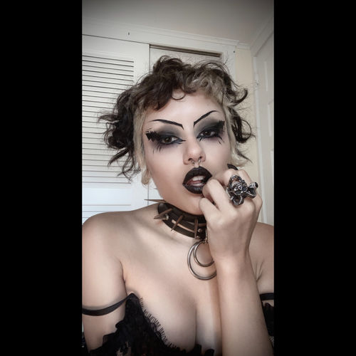 Customer photo review of DEVIL GOAT SKULL RING