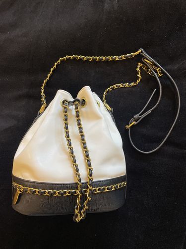 Customer photo review of Lily White