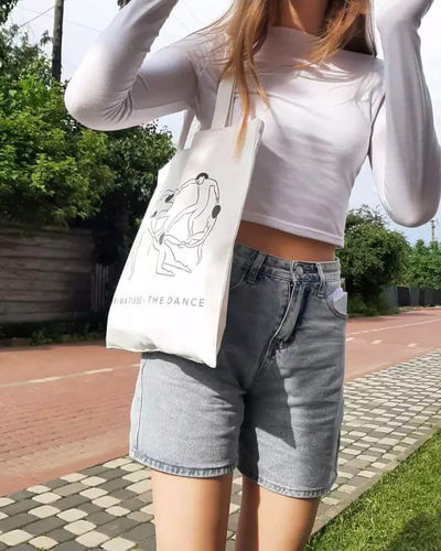 Customer photo review of Henri Matisse Shoulder Bag