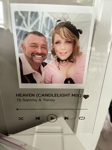 Customer photo review of Custom Song Plaque - The Best Anniversary Gift for Couples