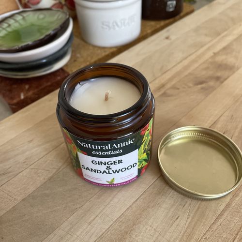 Customer photo review of GINGER & SANDALWOOD 4 oz Scented Soy Candle