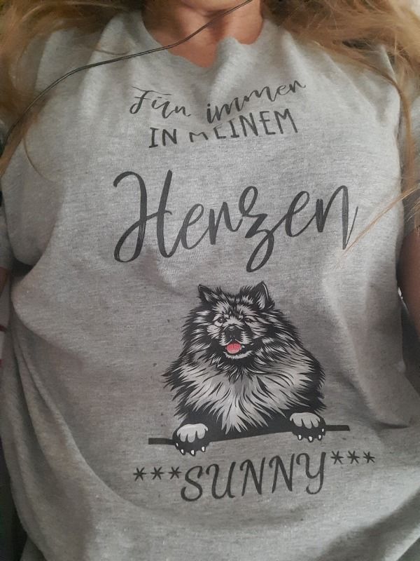 Customer photo review of Haustiereltern - Individuelles T-Shirt