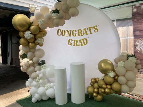 Customer photo review of White Backdrop Circle White Birthday Banner Baby Shower Decoration