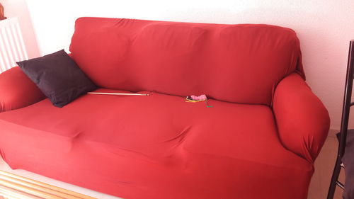 Customer photo review of Red Wine - Housses Extensibles de Fauteuil et Canapé - La Maison des Housses