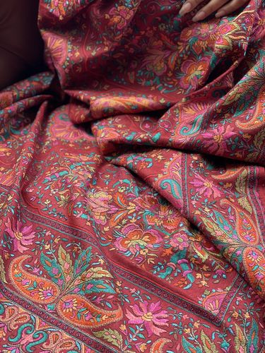 Customer photo review of Pashtush Womens Papier-mâché Embroidered Shawl, Fine Wool with Silky Embroidery, Maroon