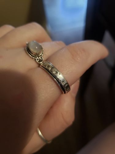 Customer photo review of Vespani Spinning Anxiety Ring
