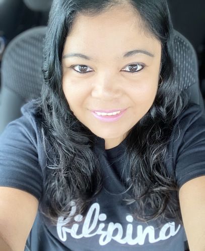 Customer photo review of Filipina Print T-Shirt