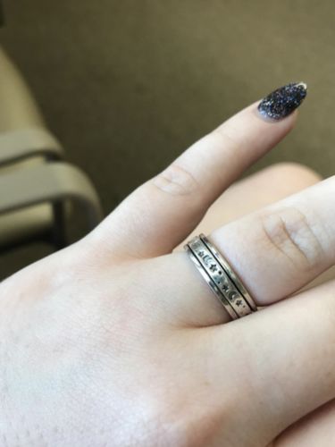 Customer photo review of Vespani Spinning Anxiety Ring