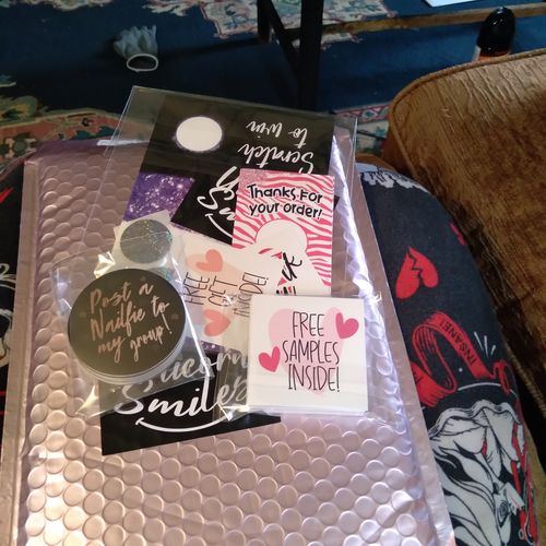 Customer photo review of Rose Gold Post a Nailfie to my Group Stickers