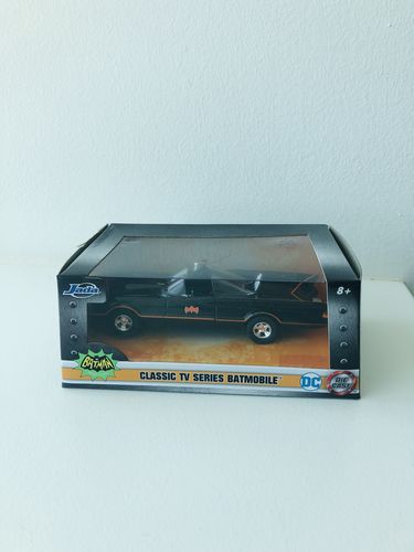 Customer photo review of Batimóvil 1966 Serie Clásica TV