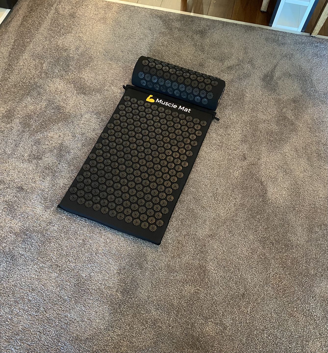 Customer photo review of Muscle Mat Luxury Acupressure Mat With Pillow