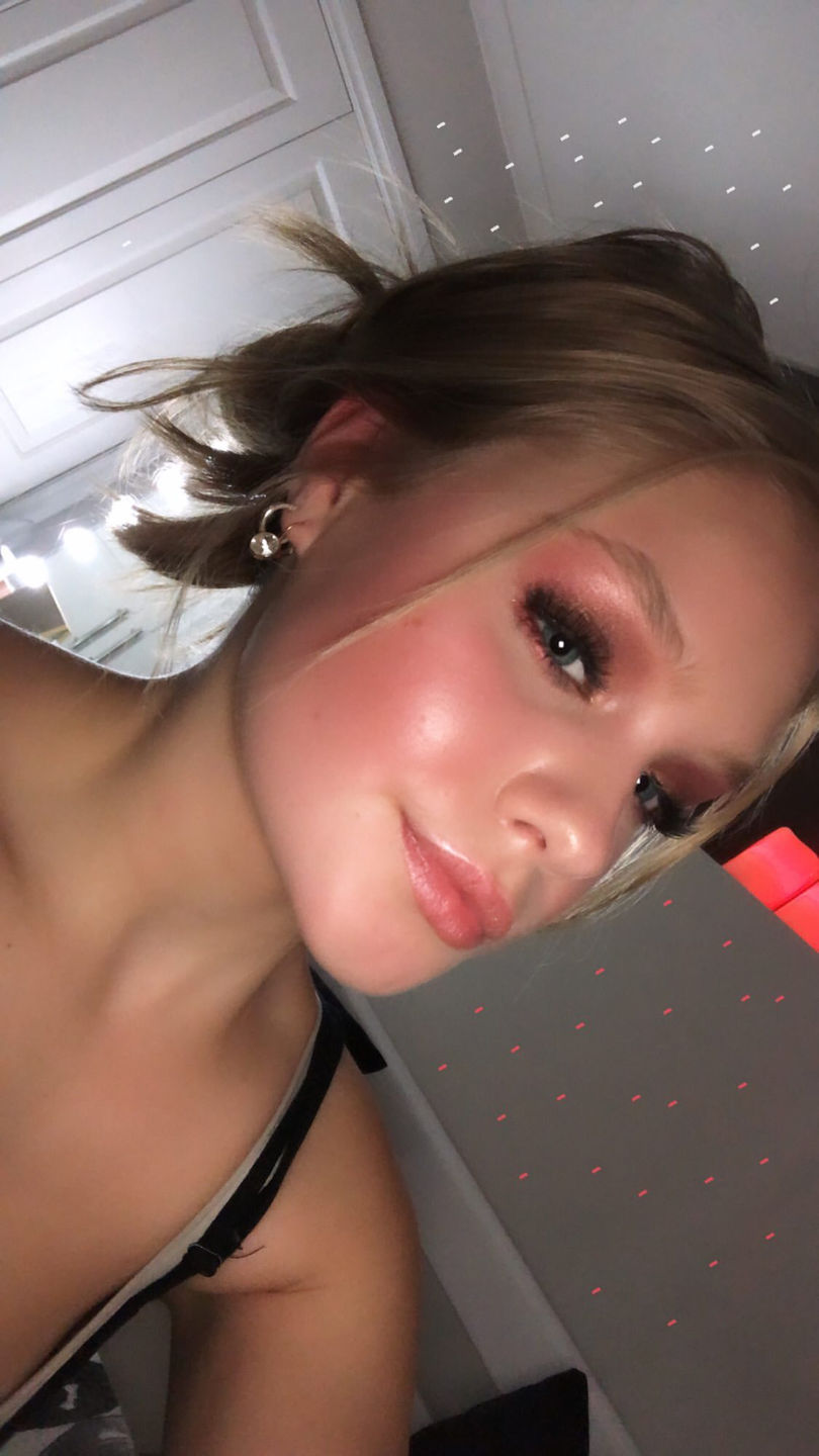 Customer photo review of Mineral Eyeshadow