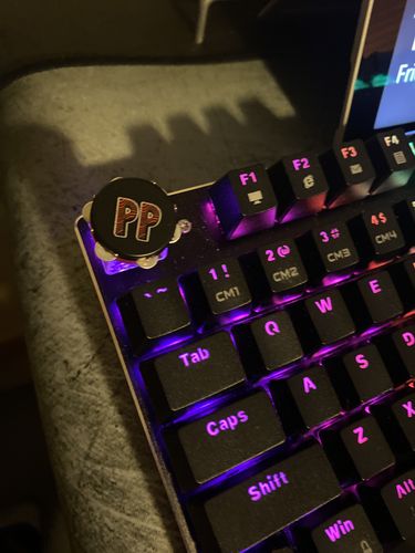 Customer photo review of Pewdiepie Tambo Keycap