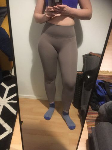 Customer photo review of BAE Yoga Pants