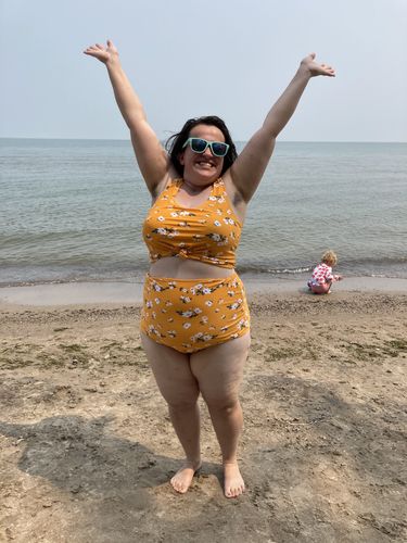 Customer photo review of Bali Reversible Bottoms | Mango/Floral