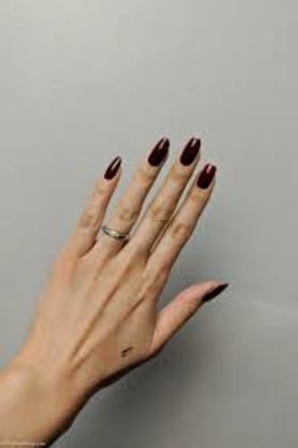 Customer photo review of MAGIC NAIL POLISH - UP TO 50% OFF LAST DAY PROMOTION!