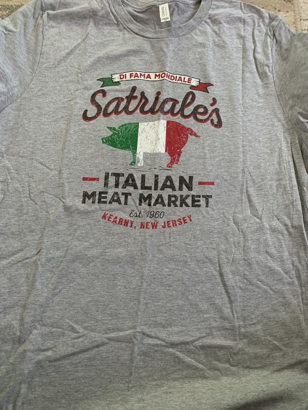 Customer photo review of Di Fama Mondiale Satriale's Men's/Unisex Super Soft Tee