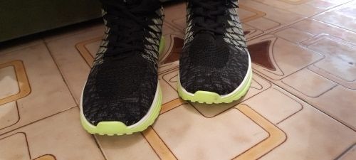 Customer photo review of Fashion Breathable Couple Running Shoes