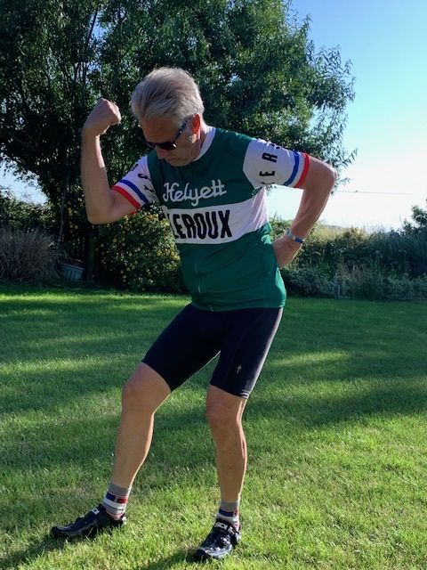 Customer photo review of Retro Heylett Leroux Cycling Jersey