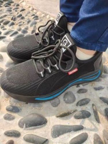 Customer photo review of FansGemacht Leichte und bequeme Sicherheitsschuhe