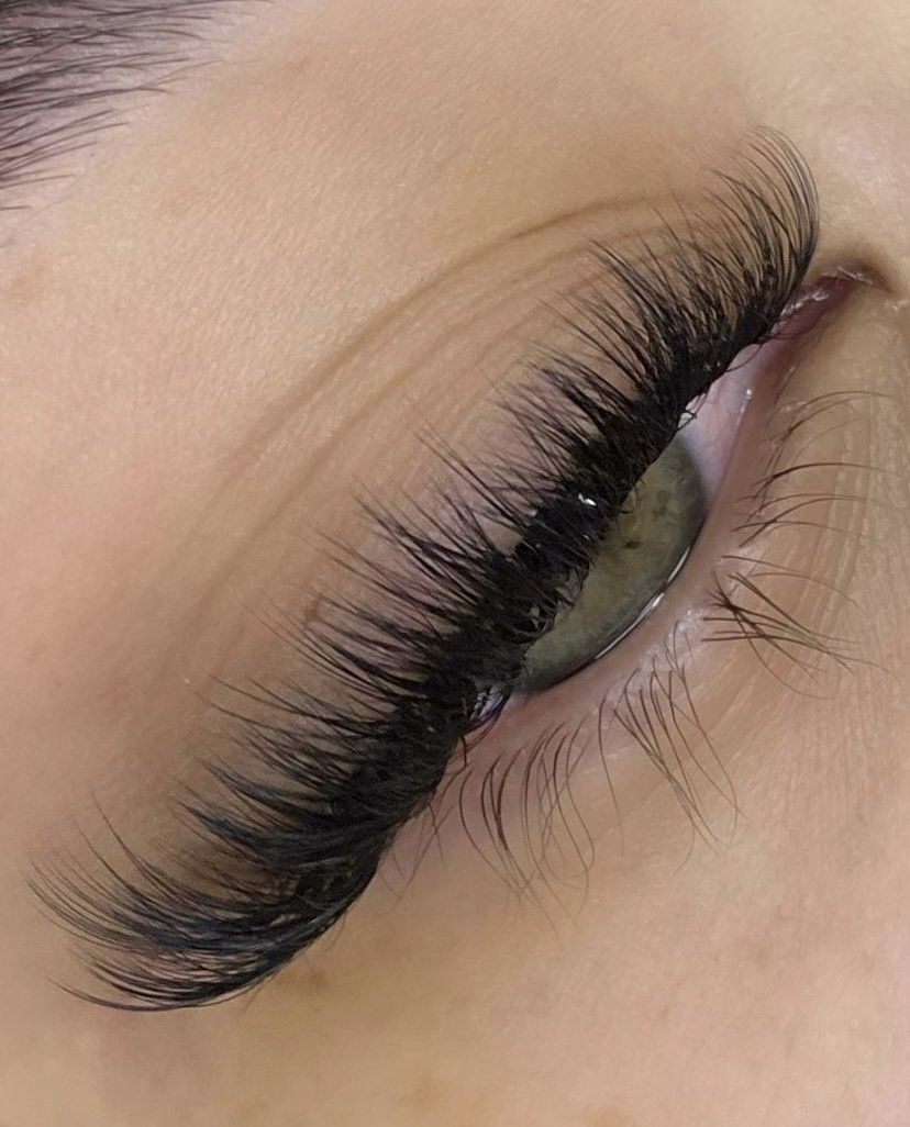 Customer photo review of Classic Eyelash Extension 0.15mm