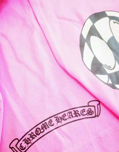 Customer photo review of CHROME HEARTS 13 T-Shirt