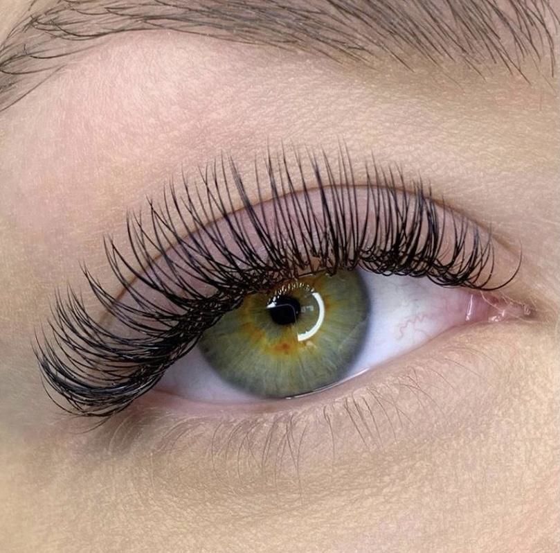 Customer photo review of Classic Eyelash Extension 0.15mm