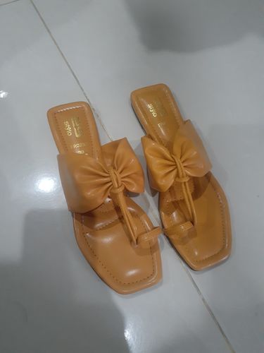 Customer photo review of Yellow Color Formal Chappals FR0235