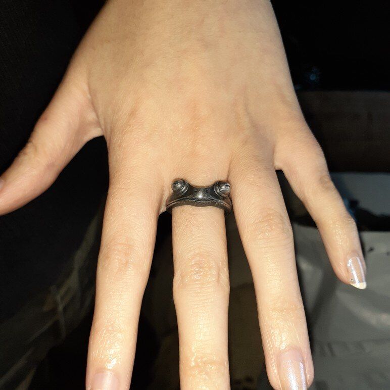 Customer photo review of Silver Frog Ring