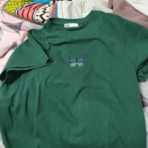 Customer photo review of Butterfly Oversized T-Shirt