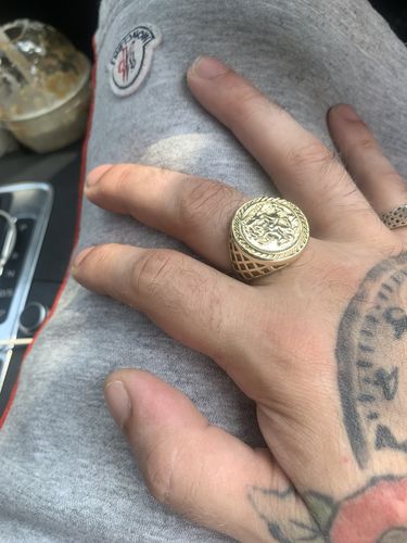 Customer photo review of ST GEORGE RING (GOLD)