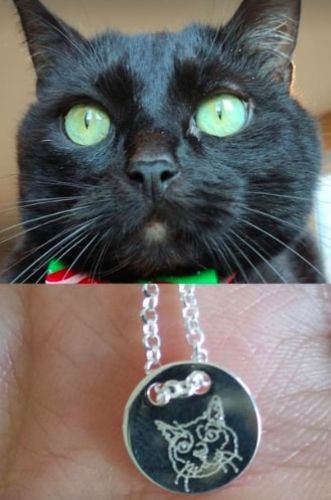 Customer photo review of Silber Lineart Love Halskette