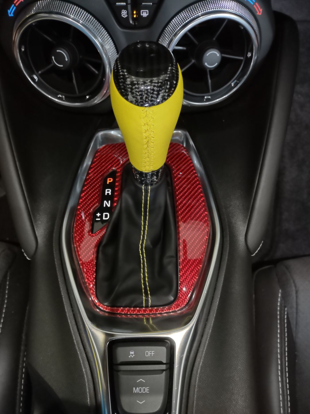 Customer photo review of Custom Carbon Fiber Automatic Shifter Knob for 2016-2021 Chevy Camaro