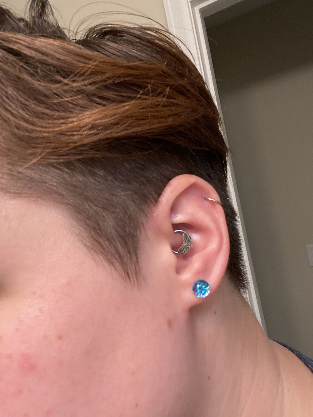 Customer photo review of 16G Death's Head Moth Captive Bead Ring