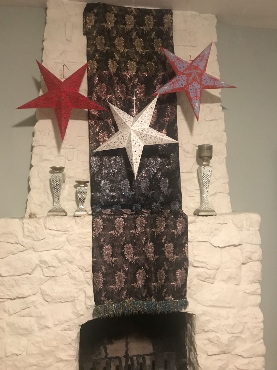 Customer photo review of 24" Silver Bramble Glitter Paper Star Lantern, Hanging