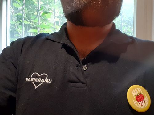 Customer photo review of DEZENTE REBELLEN POLOSHIRT BUBEN / EDLER STICK • UMARMBAR