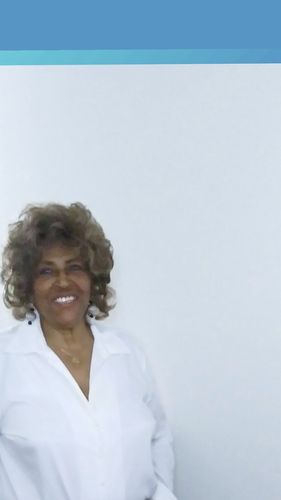 Customer photo review of Astra Sneakers - Instant Foot Pain Relief