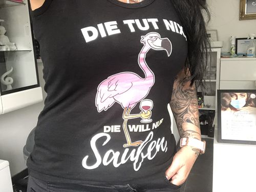 Customer photo review of Die tut nix, die will nur Saufen.  - Damen Premium Organic Tanktop ST/ST