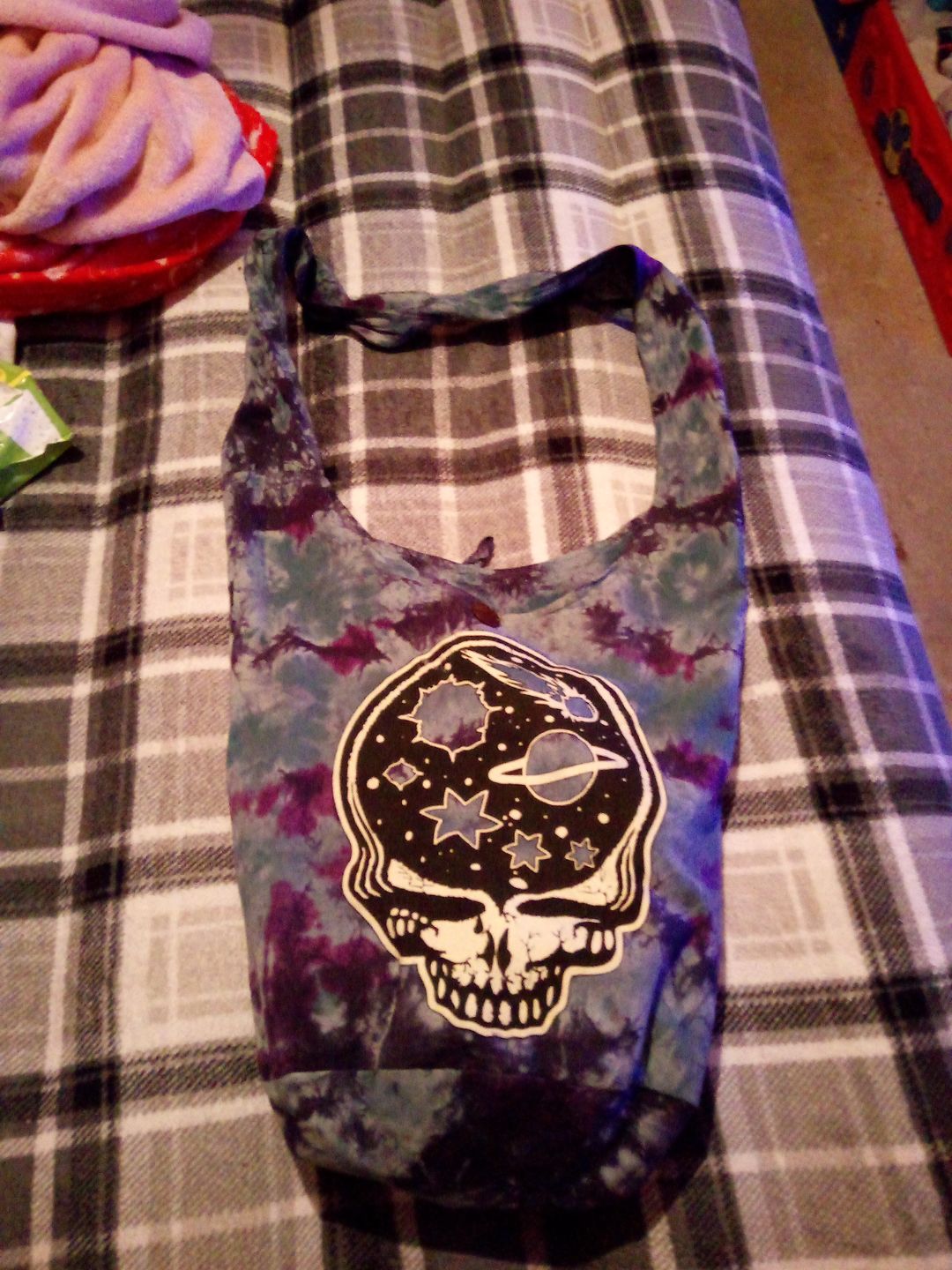 Customer photo review of Grateful Dead Cosmic Stealie Tie Dye Shoulder Bag