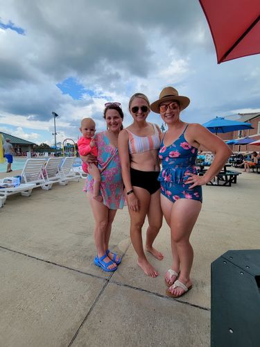 Customer photo review of Sun Baked Bottoms | Blue Floral