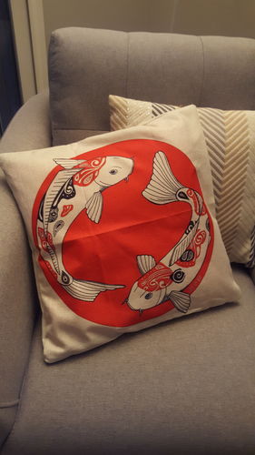 Customer photo review of Housse de Coussin Style Japonais - Carpes Koï