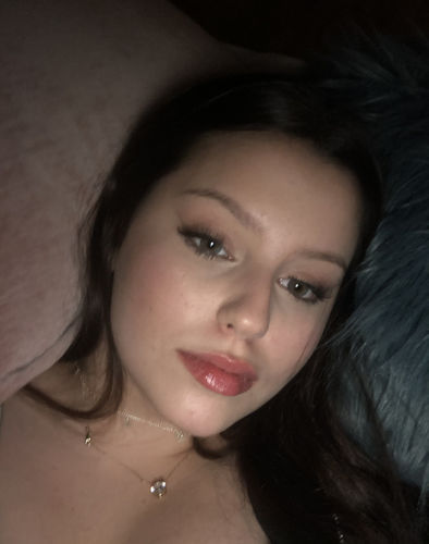 Customer photo review of Natural Quartzo Contact Lenses