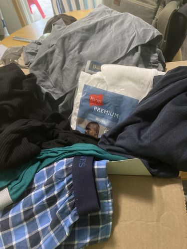 Customer photo review of WiBargain Men's Clothing Wholesale Box