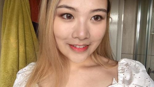 Customer photo review of Icoloured® Camomile Chocolate Colored Contact Lenses