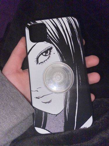 Customer photo review of TOMIE Selfie iPhone Case